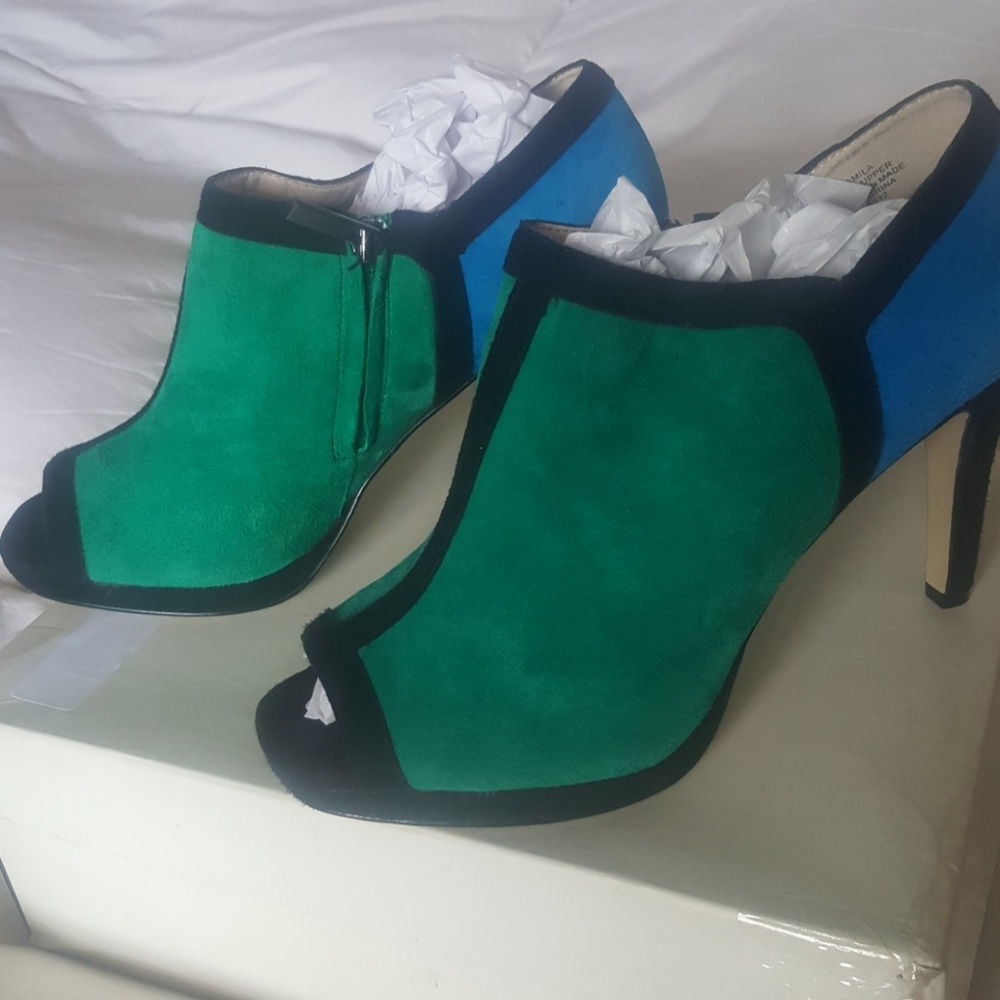 BRAND NEW Anne Klein Peeptoe Booties, in Box, Sz 8